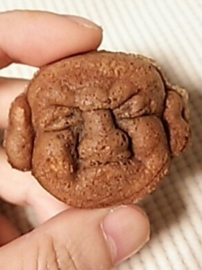 用戶對於ゼイタク煎餅と重盛の人形焼(古城商店)的評論圖