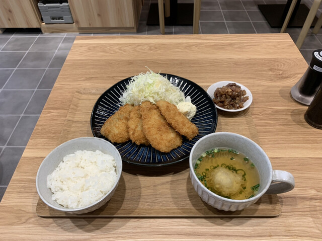 用戶對於三陽食堂的評論高清圖