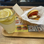 User's review image for フレッシュネスバーガー 下北沢店