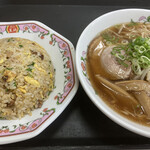 用戶對於餃子の王将 歌島橋店的評論圖