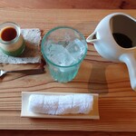 用戶對於素茶的評論圖