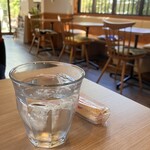 用户对于Cafe Dining Sera的评论图