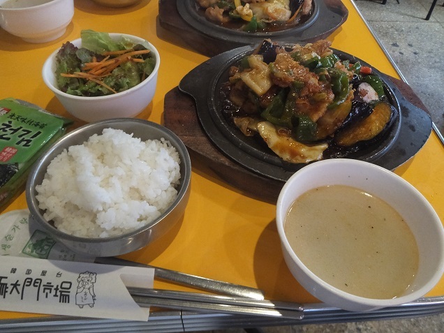用户对于韓国屋台 豚大門市場 馬喰町店的评论图