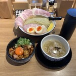 用户对于麺 鍾馗的评论图