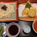 用户对于お食事処 明日香的评论图