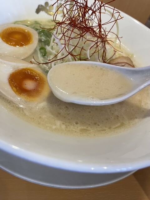 User's recommendation image for 泡系しおとんこつラーメン べらしお 総本店