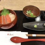 用户对于島の人 新千歳空港店的评论图