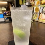 用户对于自家製レモンサワー・リキュール専門店Limon Salud的评论图