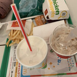 用户对于マクドナルド イオンモール札幌平岡店的评论图