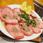User's review image for 焼肉ホルモン 万千