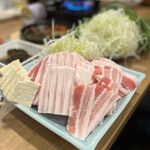 用户对于みやぶたと沖縄料理 沖炭的评论图