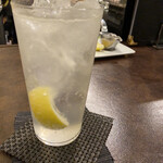 用户对于自家製レモンサワー・リキュール専門店Limon Salud的评论图