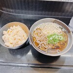 用戶對於南海そば なんば3階店的評論圖