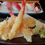 用户对于魚河岸たちばな 大阪中央卸売市場的评论图