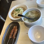 用戶對於沸騰小吃城的評論圖