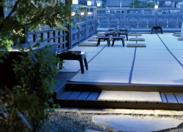 用戶對於露瑚的評論圖