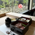 用户对于肉と庭 まつを的评论图