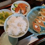 用戶對於手作り餃子の店 吉春的評論圖