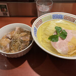 用户对于らーめん竹馬的评论图