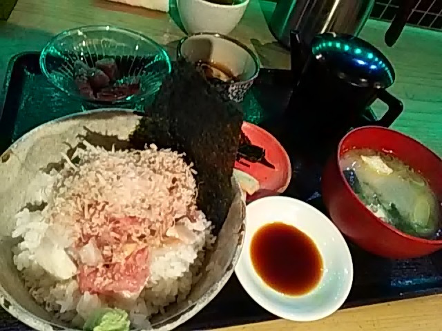用户对于魚食堂 きてれつ 堀留町店的评论图
