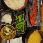 用户对于しんぱち食堂 大門店的评论图