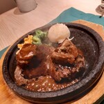 用户对于炭焼ハンバーグ&ステーキ コバラヘッタ 新さっぽろ店的评论图