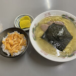 用户对于まるたかラーメン的评论图