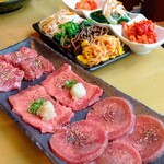 用户对于焼肉 醍醐 梅島店的评论图