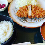 用戶對於とんかつ伊勢  新宿野村ビル店的評論圖