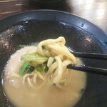 用戶對於横浜家系ラーメン王子家的評論圖