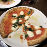 用户对于Pizzeria Bar Trico 新橋本店的评论图