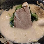 用户对于横濱家系ラーメン 神山 松屋町店的评论图