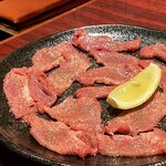 用戶對於本とさや的評論圖