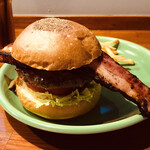 用户对于バーガーショップホットボックス的评论图