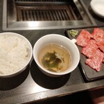 用户对于リブランド的评论图