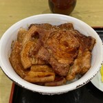 用户对于ぶた丼のとん田的评论图