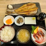 用户对于おもひで食堂的评论图