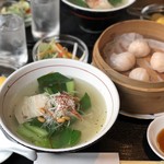 用户对于外灘紅緑灯 本館的评论图