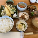 用户对于食べのみ処 くりや的评论图