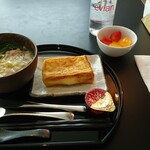 用戶對於キャセイパシフィック ラウンジ 東京 羽田空港的評論圖