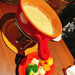 用户对于チーズフォンデュ＆ステーキ＆ワイン ケルン 本店的评论图