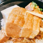 用戶對於角煮丼屋くろしろ端なれ的評論圖