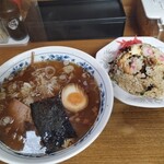 User's review image for ラーメンya