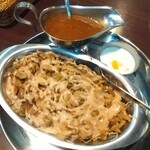 用户对于インド定食 ターリー屋 目黒店的评论图