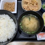 用戶對於吉野家 羽田空港第3ターミナル店的評論圖