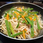 User's review image for 肉屋の正直な食堂 新宿御苑店