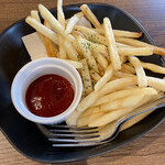 用户对于STABLER Shimokitazawa Meatsand 2nd的评论图