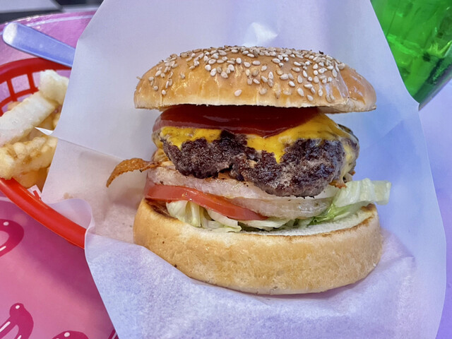 User's recommendation image for CAROLINE DINER
