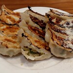用户对于24時間 餃子酒場 目黒店的评论图