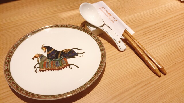 用户对于モンゴル料理 アンダ的评论高清图